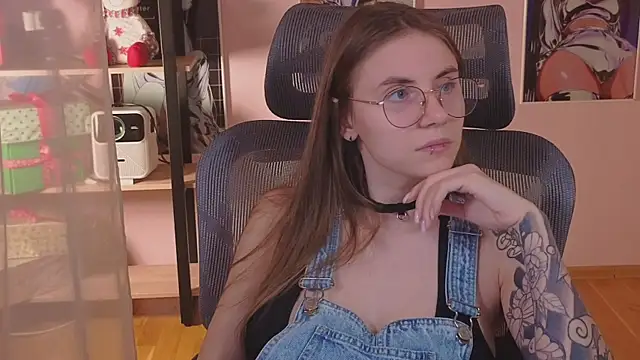  AnnaStark  online show from December 5, 8:38 pm