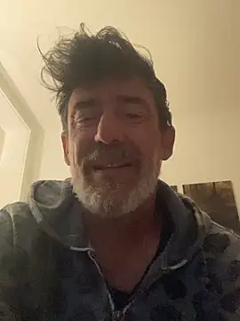 maxximere online show from April 24, 12:35 am