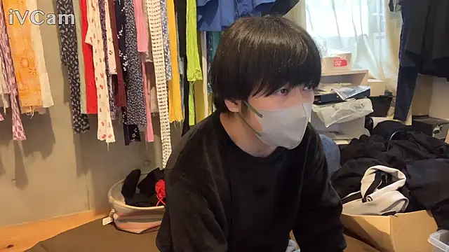 Snapshot of Fundoshi_2 chatting on April 29, 3:10 am Fundoshi 2 online show from April 29, 3:10 am