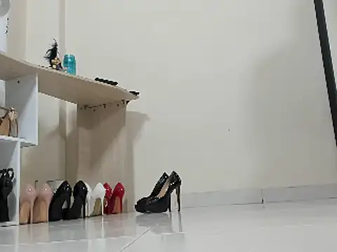 emely garcia online show from January 28, 11:28 pm