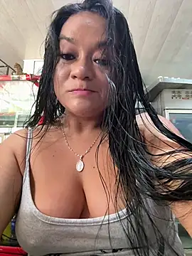 Snapshot of Indira_Nahali1 chatting on May 24, 8:14 pm Indira Nahali1 online show from May 24, 8:14 pm