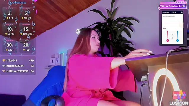 Snapshot of _asscutebig_ chatting on January 12, 9:19 am  asscutebig  online show from January 12, 9:19 am