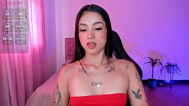 Lizzie corner v online show from April 21, 3:07 pm