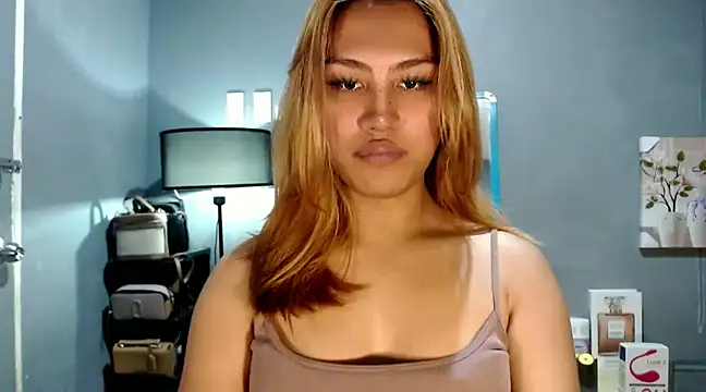 luxxy grand online show from January 21, 11:46 am