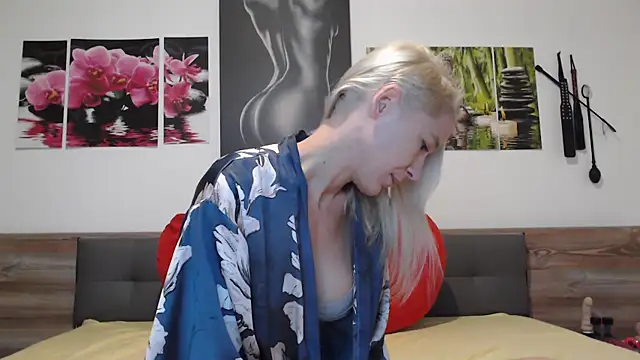 Naschkatze01 online show from November 16, 7:03 am