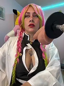 Luna Paris  online show from October 31, 3:02 pm