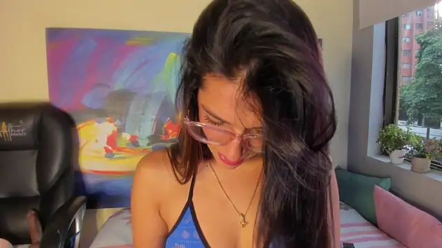 Snapshot of annyluna1 chatting on July 29, 11:41 am annyluna1 online show from July 29, 11:41 am