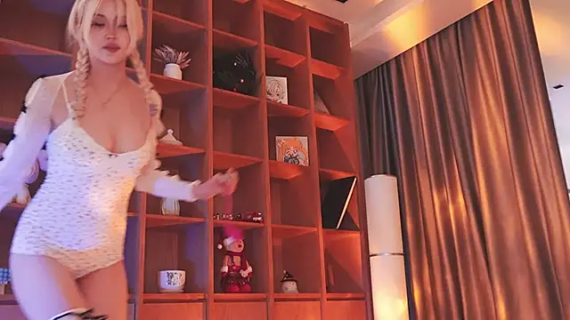 Snapshot of hyun_chia chatting on October 22, 9:36 pm hyun chia online show from October 22, 9:36 pm