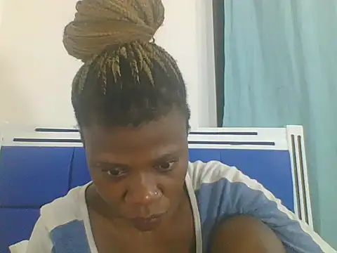 Snapshot of Sweetbaby004 chatting on September 9, 4:39 pm Sweetbaby004 online show from September 9, 4:39 pm