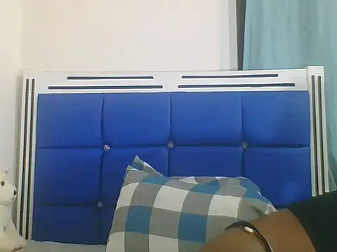 Snapshot of Sweetbaby004 chatting on September 24, 4:10 pm Sweetbaby004 online show from September 24, 4:10 pm