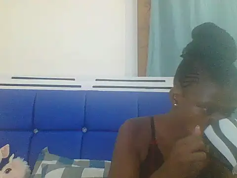 Snapshot of Sweetbaby004 chatting on September 27, 6:40 am Sweetbaby004 online show from September 27, 6:40 am