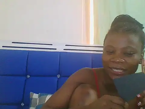 Snapshot of Sweetbaby004 chatting on September 30, 9:25 am Sweetbaby004 online show from September 30, 9:25 am