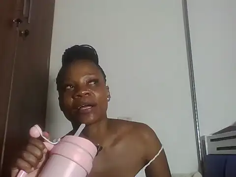 Sweetbaby004 online show from February 7, 12:42 pm