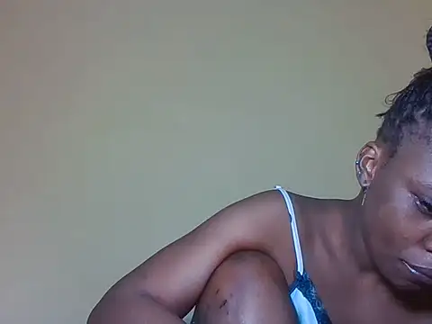 Snapshot of Sweetbaby004 chatting on July 19, 7:06 pm Sweetbaby004 online show from July 19, 7:06 pm