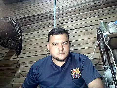 Snapshot of Arcangel_05 chatting on June 4, 4:18 am Arcangel 05 online show from June 4, 4:18 am