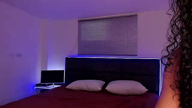 GiaFaaris online show from February 15, 5:07 pm