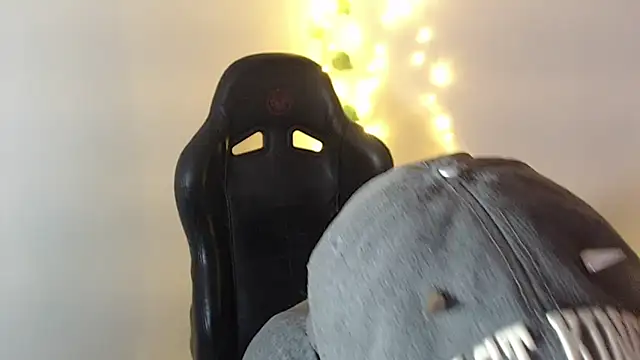 Snapshot of saad_man chatting on January 17, 10:00 am saad man online show from January 17, 10:00 am