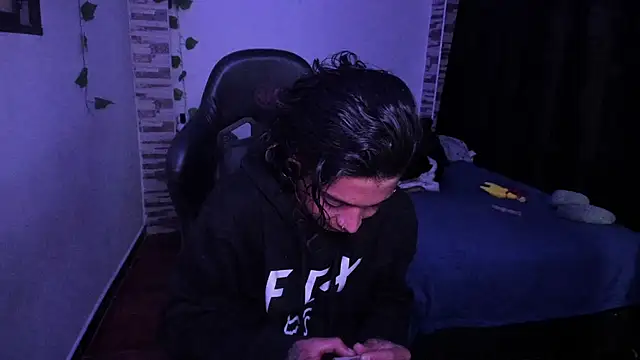 Snapshot of saad_man chatting on September 10, 3:28 am saad man online show from September 10, 3:28 am