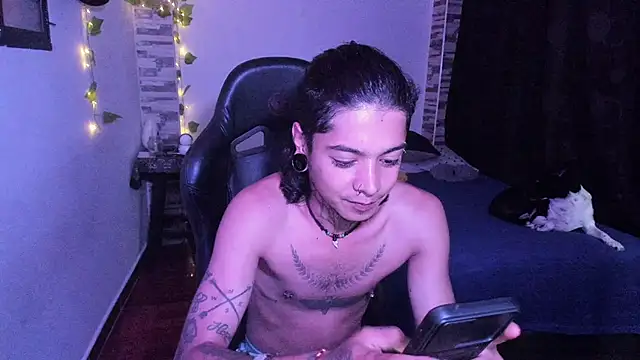 Snapshot of saad_man chatting on October 21, 11:38 pm saad man online show from October 21, 11:38 pm