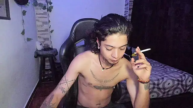 Snapshot of saad_man chatting on November 3, 5:20 am saad man online show from November 3, 5:20 am