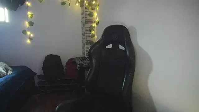 Snapshot of saad_man chatting on November 15, 10:15 pm saad man online show from November 15, 10:15 pm