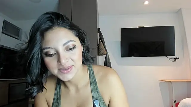 alexademie1 online show from January 3, 1:58 pm