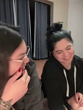 Snapshot of drizzypeach602 chatting on January 22, 3:31 am drizzypeach602 online show from January 22, 3:31 am