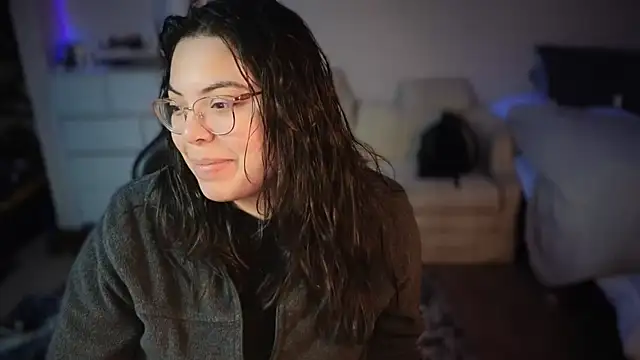 Snapshot of drizzypeach602 chatting on January 24, 4:27 am drizzypeach602 online show from January 24, 4:27 am