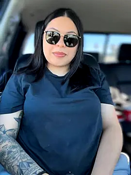 Snapshot of drizzypeach602 chatting on November 2, 7:05 pm drizzypeach602 online show from November 2, 7:05 pm