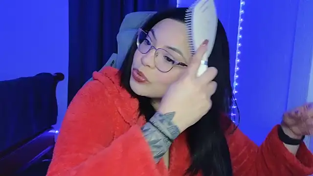 Snapshot of drizzypeach602 chatting on November 19, 4:23 am drizzypeach602 online show from November 19, 4:23 am