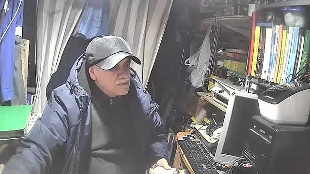 nonnomaturobisex online show from February 20, 5:29 pm