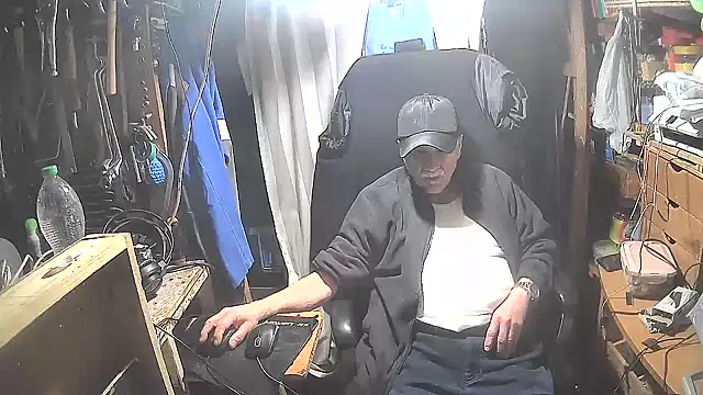 nonnomaturobisex online show from March 9, 9:35 am