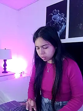 SARA MILLER69 online show from April 13, 12:10 pm