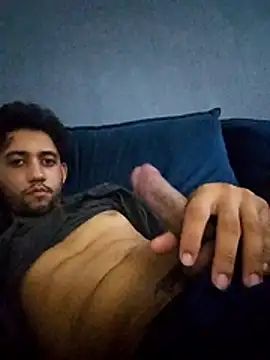 Snapshot of ojuhu7y chatting on April 7, 11:26 pm ojuhu7y online show from April 7, 11:26 pm