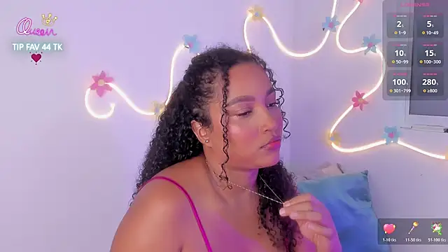 cloe 25 online show from April 27, 2:09 am