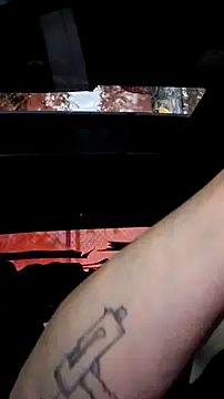 Snapshot of Roberts8inchcock chatting on December 2, 2:06 am Roberts8inchcock online show from December 2, 2:06 am