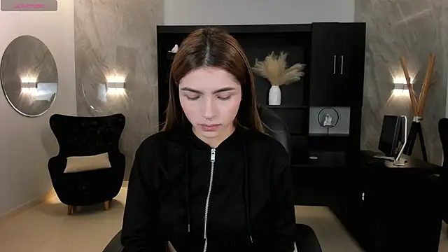 Snapshot of LexieWayne chatting on December 30, 7:53 pm LexieWayne online show from December 30, 7:53 pm