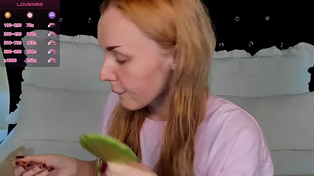 LianaFord online show from November 25, 8:20 pm