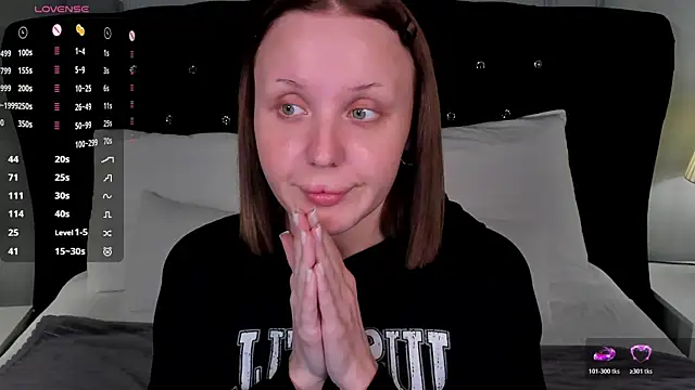 LianaFord online show from April 15, 4:30 am