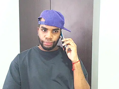 Rene hotman online show from February 19, 7:27 pm