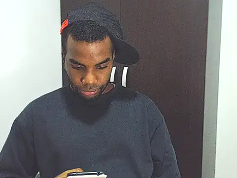 Rene hotman online show from March 12, 7:17 pm