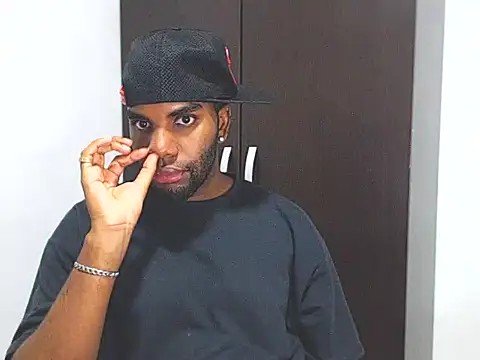 Rene hotman online show from March 13, 1:21 am