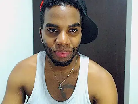 Rene hotman online show from November 18, 8:35 pm