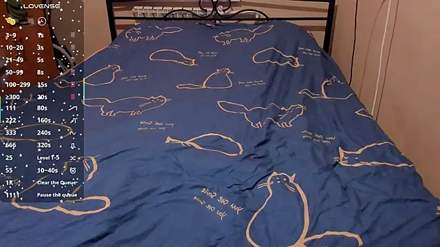 eva zero online show from April 23, 1:13 pm