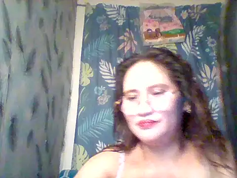 Snapshot of Amazing_Angel22 chatting on September 8, 6:18 pm Amazing Angel22 online show from September 8, 6:18 pm