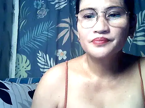 Snapshot of Amazing_Angel22 chatting on September 25, 5:38 pm Amazing Angel22 online show from September 25, 5:38 pm