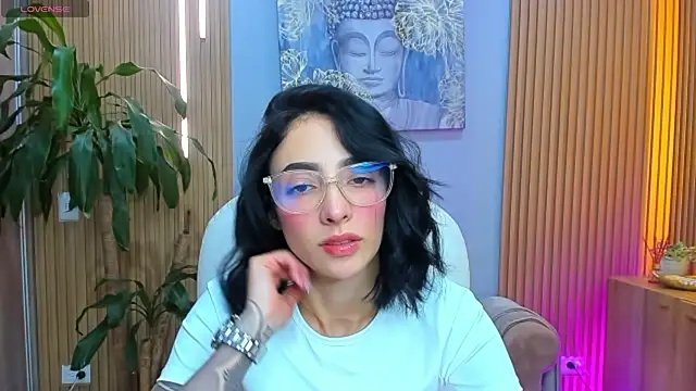 Snapshot of barbie_scoth_ chatting on May 7, 8:36 pm barbie scoth online show from May 7, 8:36 pm