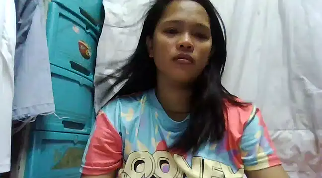 Snapshot of Silly_Girl21 chatting on March 12, 2:41 am Silly Girl21 online show from March 12, 2:41 am