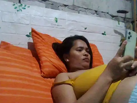 Snapshot of Silly_Girl21 chatting on December 20, 12:56 pm Silly Girl21 online show from December 20, 12:56 pm