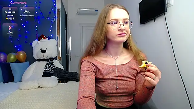 KateJonson online show from February 14, 8:21 am